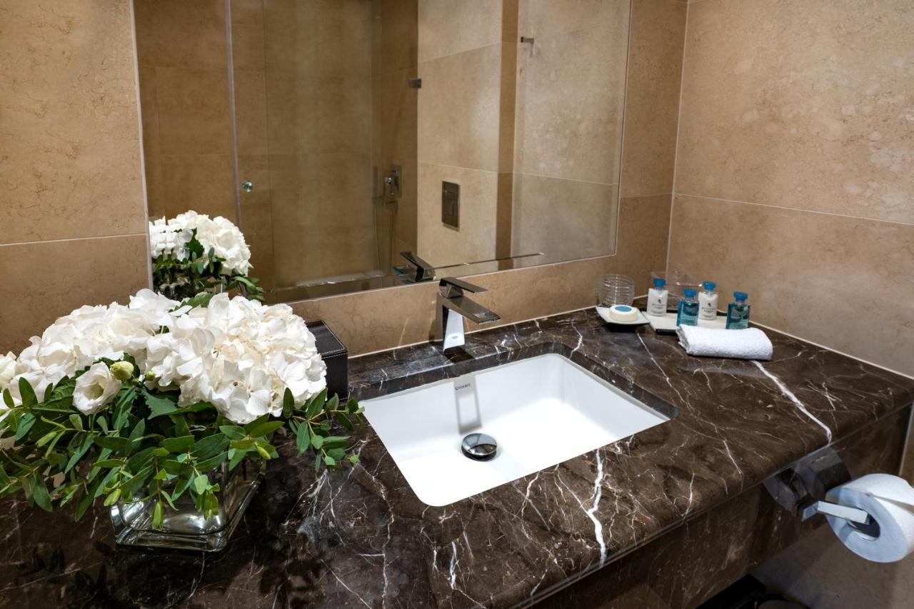 Tiffi Boutique Hotel ออลชติน ภายนอก รูปภาพ