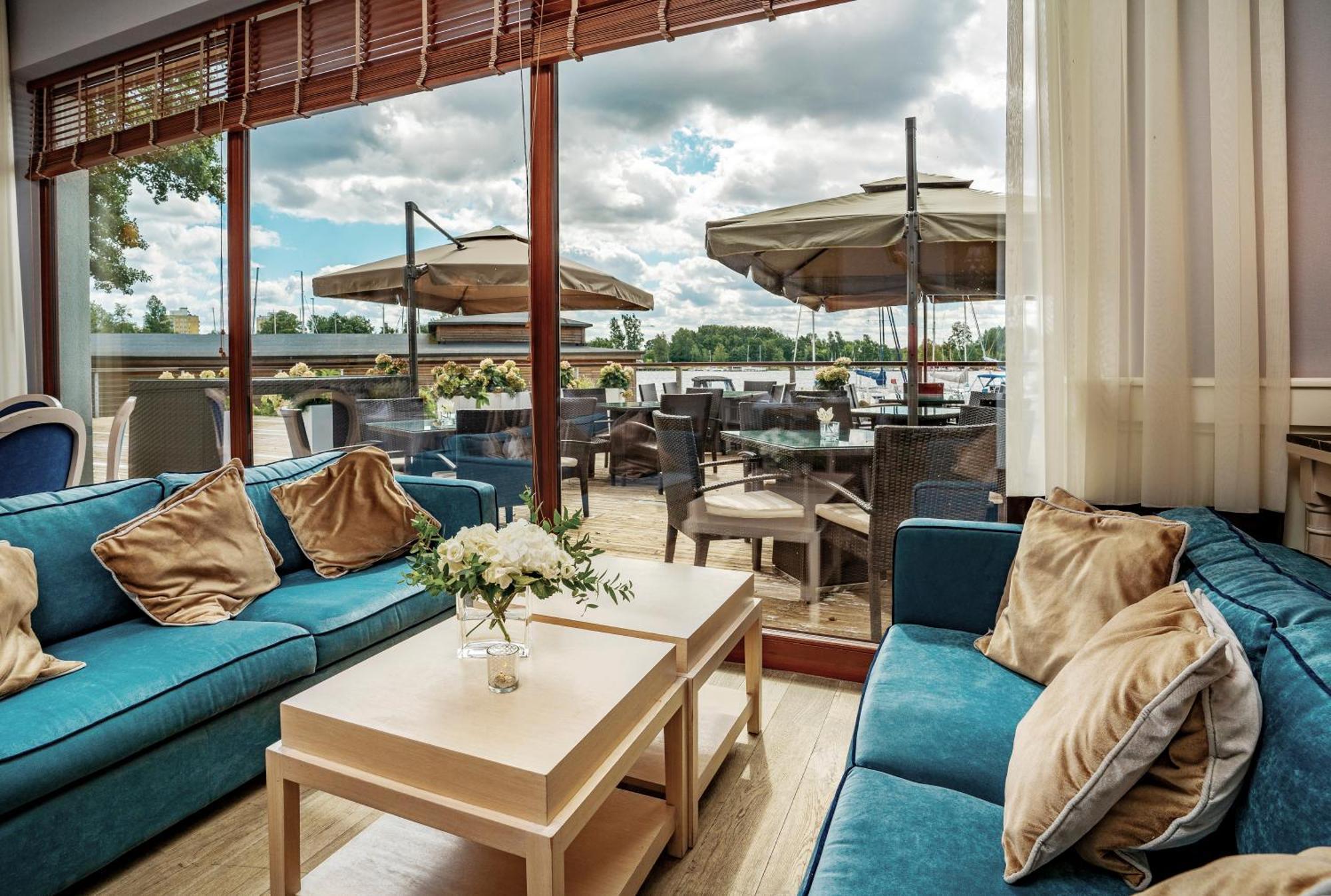 Tiffi Boutique Hotel ออลชติน ภายนอก รูปภาพ